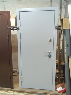 Взломостойкая готовая дверь Оптима 982 - фото 9391